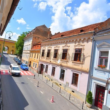 Charming Apartment - Heart Of Brasov Poarta Schei Екстериор снимка