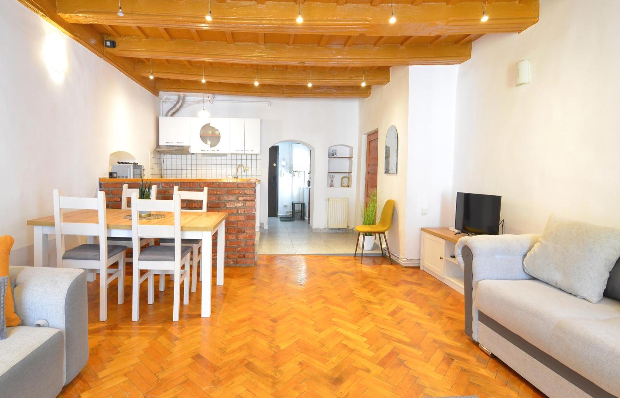 Charming Apartment - Heart Of Brasov Poarta Schei Екстериор снимка